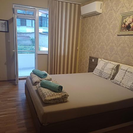 Апартаменти И Стаи За Гости Анхиало Pomorie Esterno foto