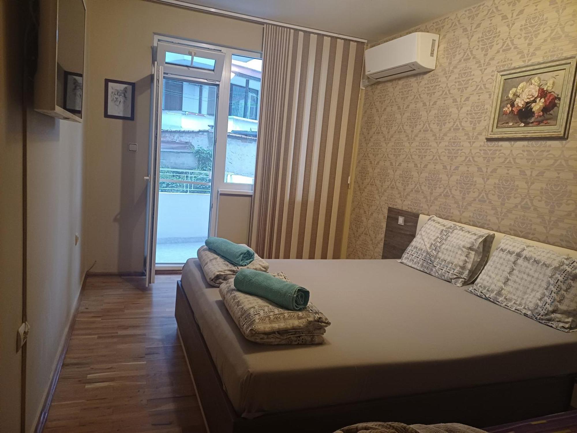 Апартаменти И Стаи За Гости Анхиало Pomorie Esterno foto